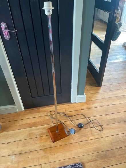 Photo of free Light stand (Flenders G76) #1