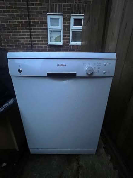 Photo of free BOSCH dishwasher (Beckenham BR3) #1