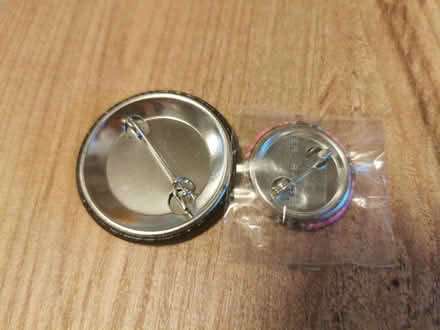 Photo of free Button badges (Hale End E4) #2