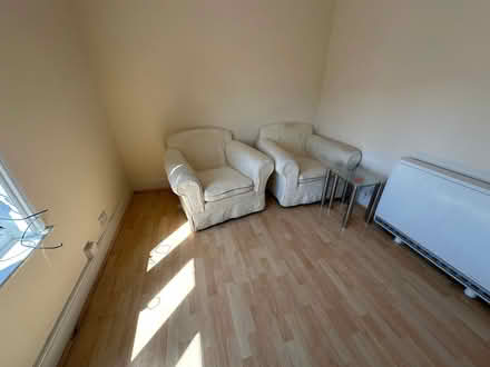 Photo of free 2 arm chairs / 2 glass tables (Bedford MK42) #2