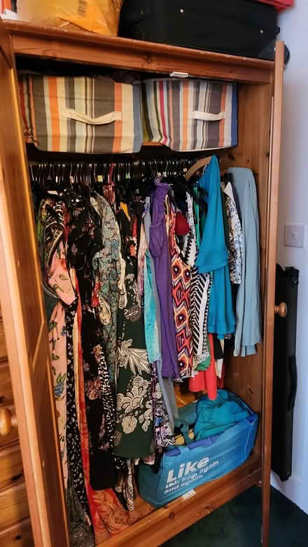 Photo of free Pine Wardrobe & 2 sets of draws (Np19 4fs) #4