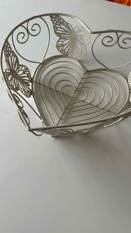 Photo of free Heart shaped fruit basket (AL4) #2