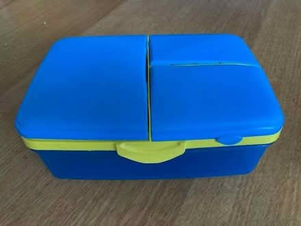 Photo of free Multi-compartment plastic lunchbox (Herne Hill SE24) #1