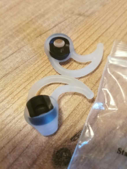 Photo of free Ear headphones tips (Hale End E4) #2