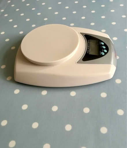 Photo of free Baking scales (Hanworth TW2) #2