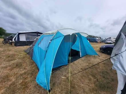 Photo of free Tent 2 bedroom (Elm farm aylesbury HP21) #1