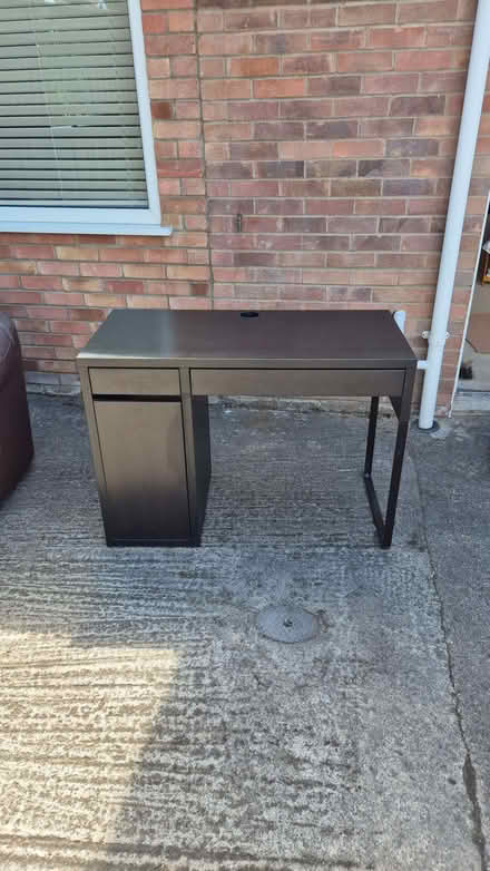 Photo of free Desk (Portishead BS20) #1