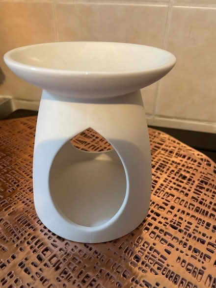 Photo of free Yankee wax burner (Garston WD25) #1
