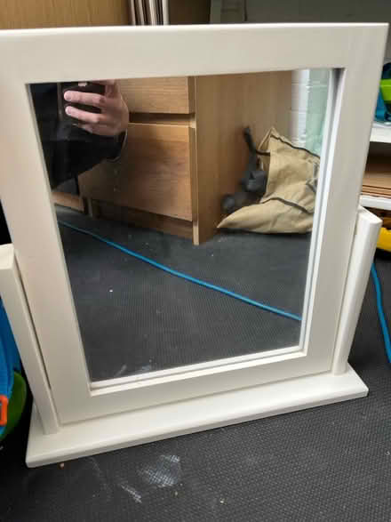 Photo of free Mirror (IG10) #1