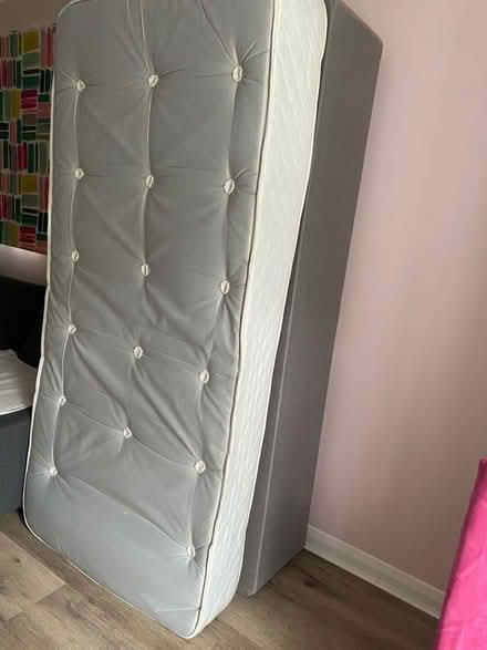 Photo of free Single divan bed & mattress (Hersham KT12) #2