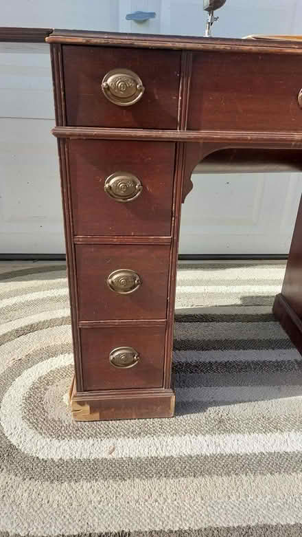 Photo of free Antique Sewing Machine in Cabinet (College Avenue/ Columbia Road) #2