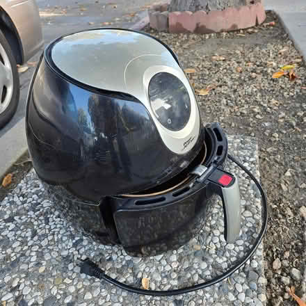 Photo of free Air Fryer (94041 Mountain View) #1