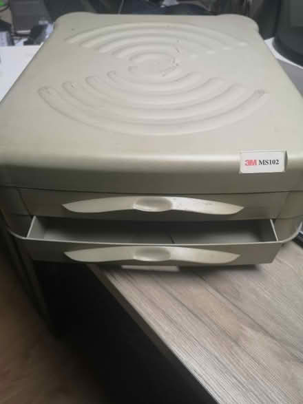 Photo of free Office monitor stand (Seven kings IG3) #1