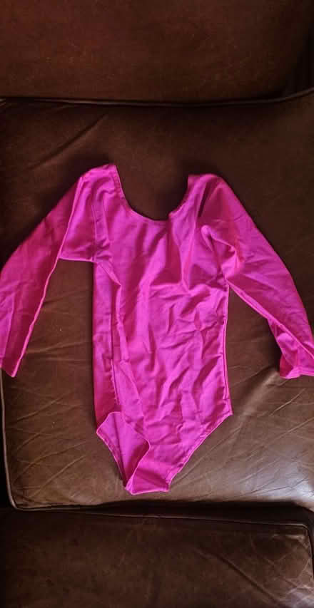 Photo of free Girl's clothes age 4-6 • Used (Clapham Common) #2