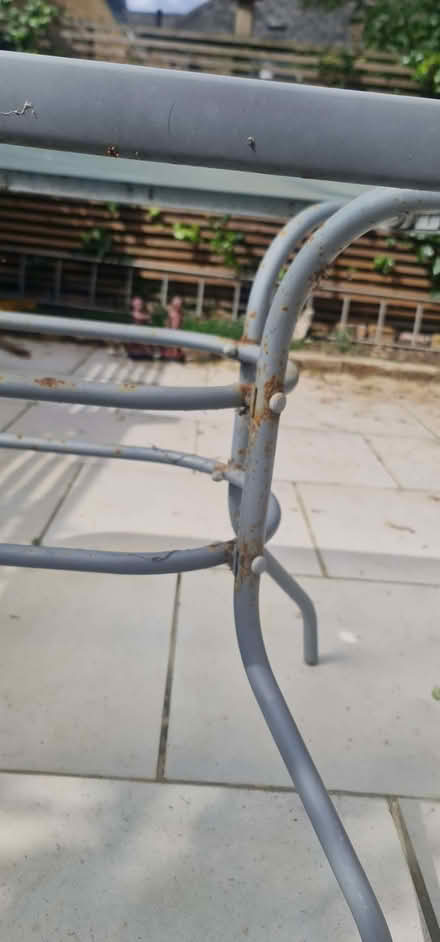 Photo of free Garden table (Furzedown SW17) #2