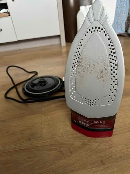 Photo of free Cordless Iron Morphy Richards (Sonning RG4) #3