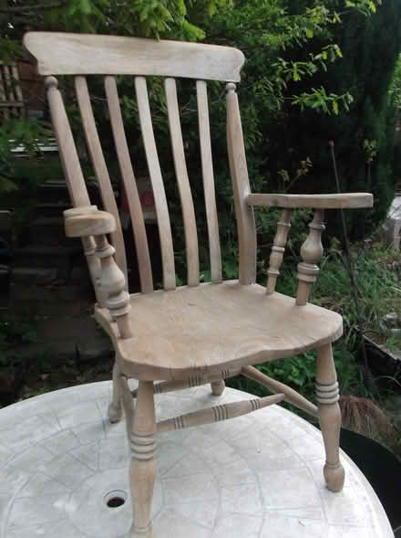 Photo of free Vintage Grandmother Chair (|Ashbourne DE6) #1