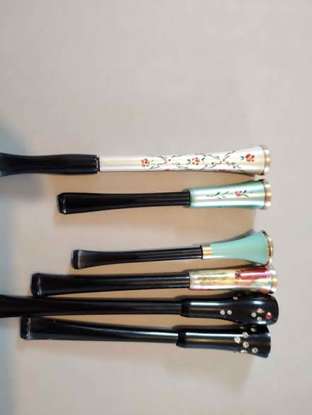 Photo of free Cigarette holders (Boxmoor HP1) #2