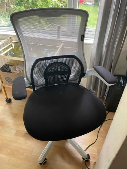 Photo of free Desk chair (Thornton Heath) #1