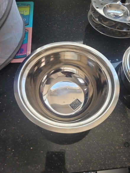 Photo of free Stainless steel bowl with cover (South harrow HA2) #2