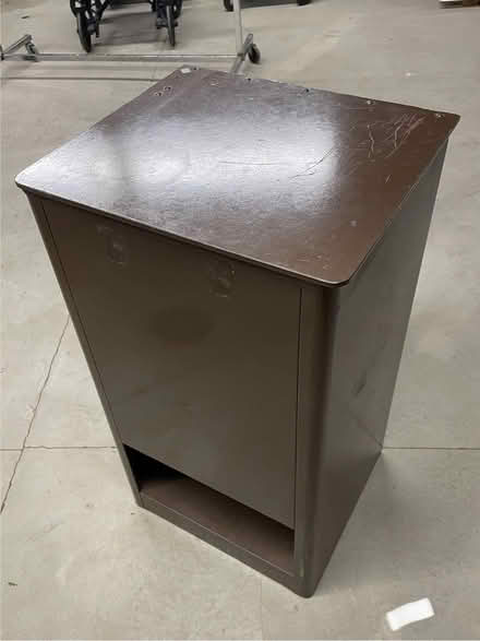 Photo of free Metal box with hinged lid (Farmington, MI) #1