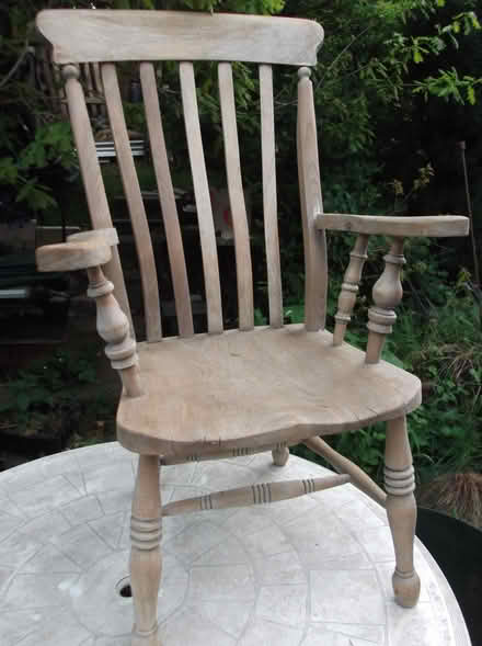 Photo of free Vintage Grandmother Chair (|Ashbourne DE6) #2