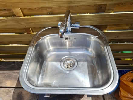 Photo of free Sink and mixer tap (Biggleswade) #1