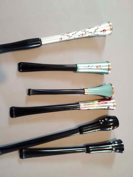 Photo of free Cigarette holders (Boxmoor HP1) #1