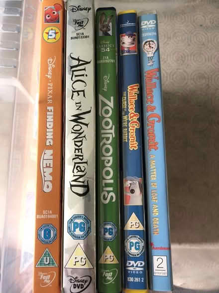 Photo of free Childrens Dvds (Selsdon CR2) #1