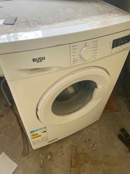 Photo of free Working washing machine bush (SW20) #1