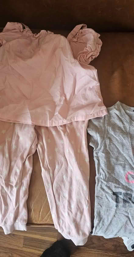 Photo of free Girl's clothes age 2-3 • Used (Clapham Common) #4