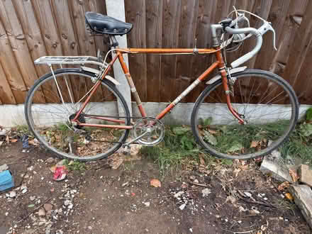 Photo of free Gent's bicycle (Wilmslow SK9) #1