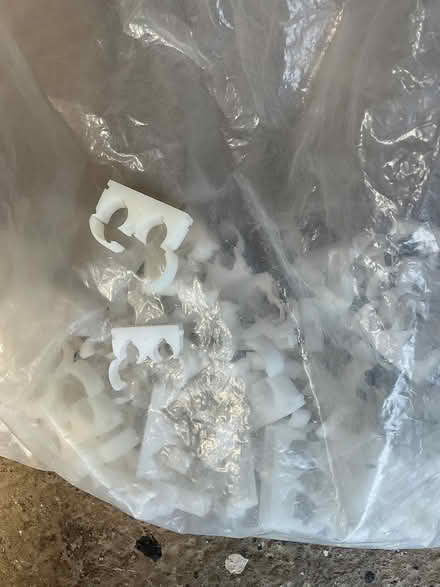 Photo of free Pipe clips (AshingdonSS4) #1