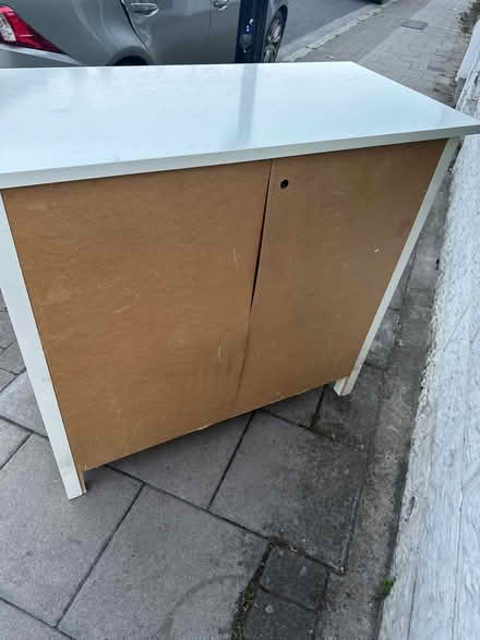 Photo of free 3 draw chest of draws (E Dulwich SE22) #3