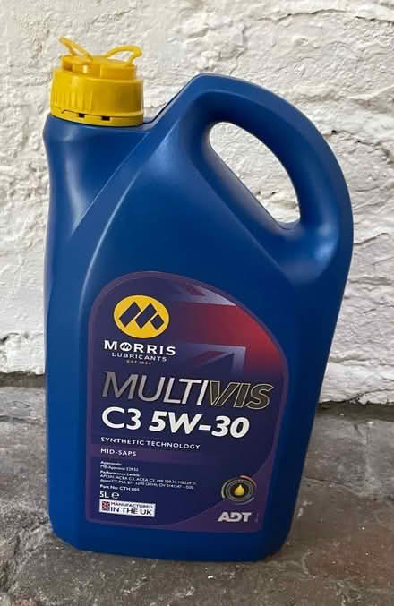 Photo of free 200-300ml Engine Oil (Shrewsbury SY1) #1