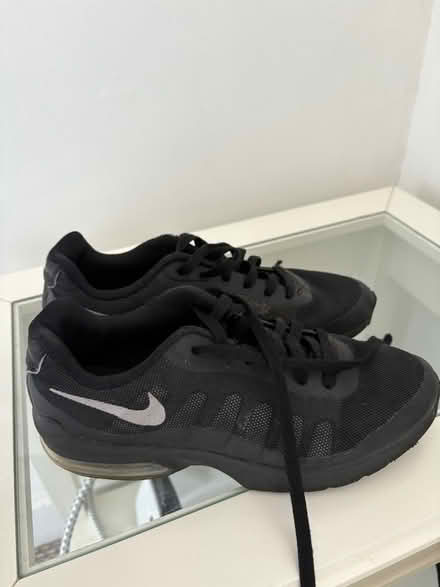 Photo of free Nike trainers size 5.5 (Maidenhead SL6) #1