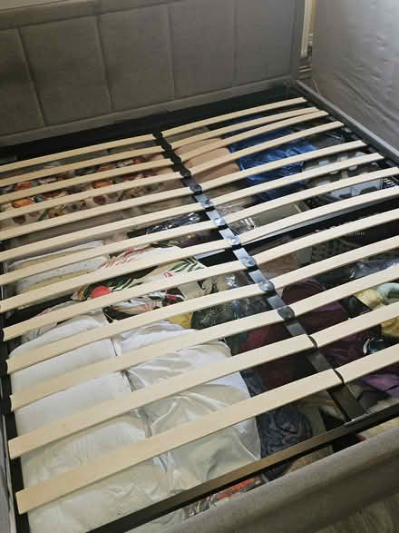 Photo of free superking bed (SE26) #4