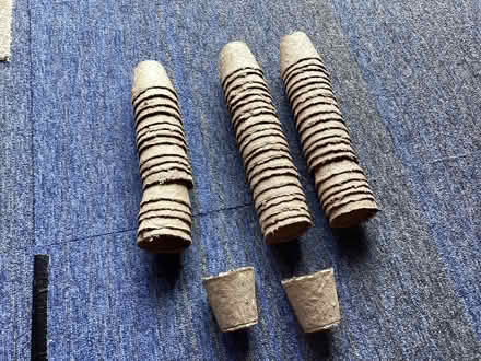 Photo of free 50+ potting pots (Swainshill HR4) #2