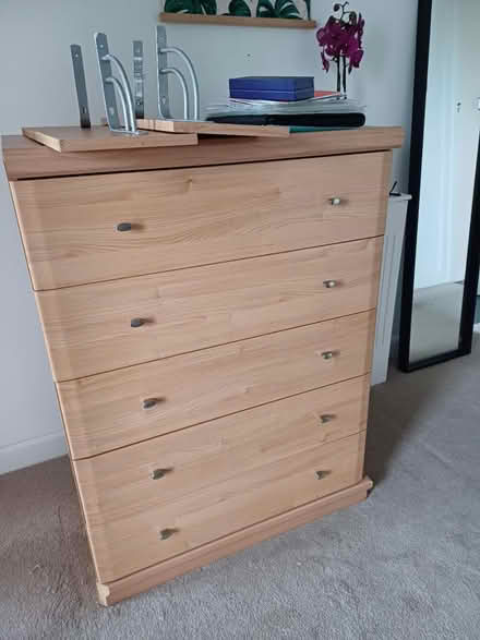 Photo of free Drawers, chest of drawers, cupboard (BN41) #1