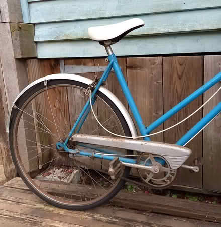 Photo of free Ladies Classic Tioga Shopper Bicycle With Basket (Penzance TR18) #3