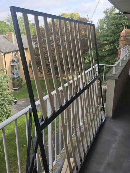 Photo of free superking bed (SE26) #2