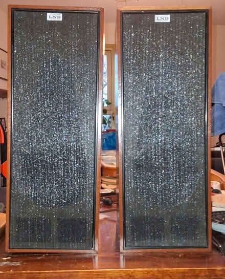 Photo of free Speakers (New Mills SK22) #1