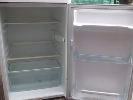 Photo of free Under counter Zanussi larder fridge (Stretford M32) #1