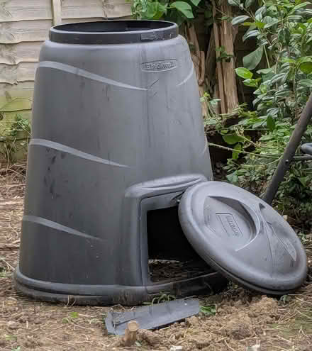 Photo of free Compost bin (The Highlands TN39) #1