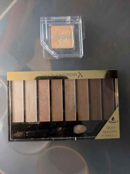 Photo of free Max Factor Only just opened & used Once Eye Shadows (Barons Court W6) #1