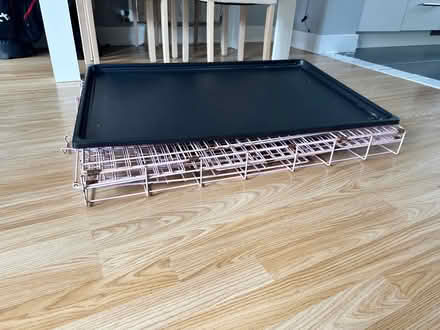 Photo of free Pink dog crate (Wickford SS11) #4