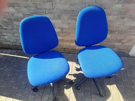 Photo of free 2 computer chairs. (Wardley NE10) #1