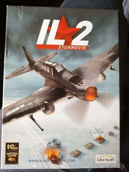 Photo of free IL2 Sturmvik war fighter computer game (Walnut Tree MK7) #1
