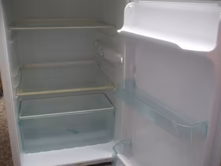 Photo of free Under counter Zanussi larder fridge (Stretford M32) #3