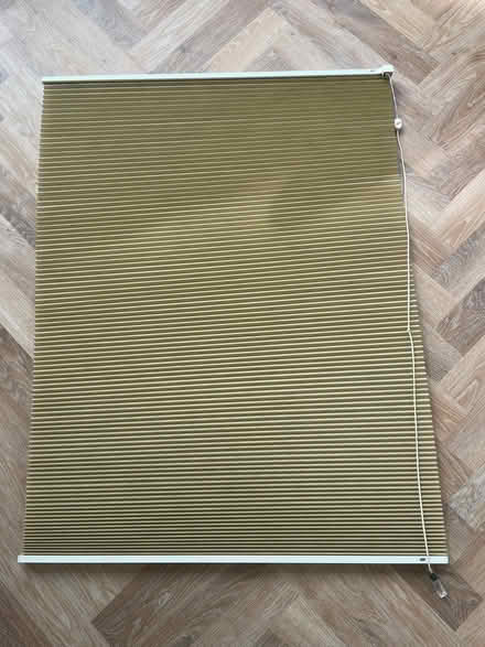 Photo of free Luxaflex Duette fabric blinds (Penn HP10) #3